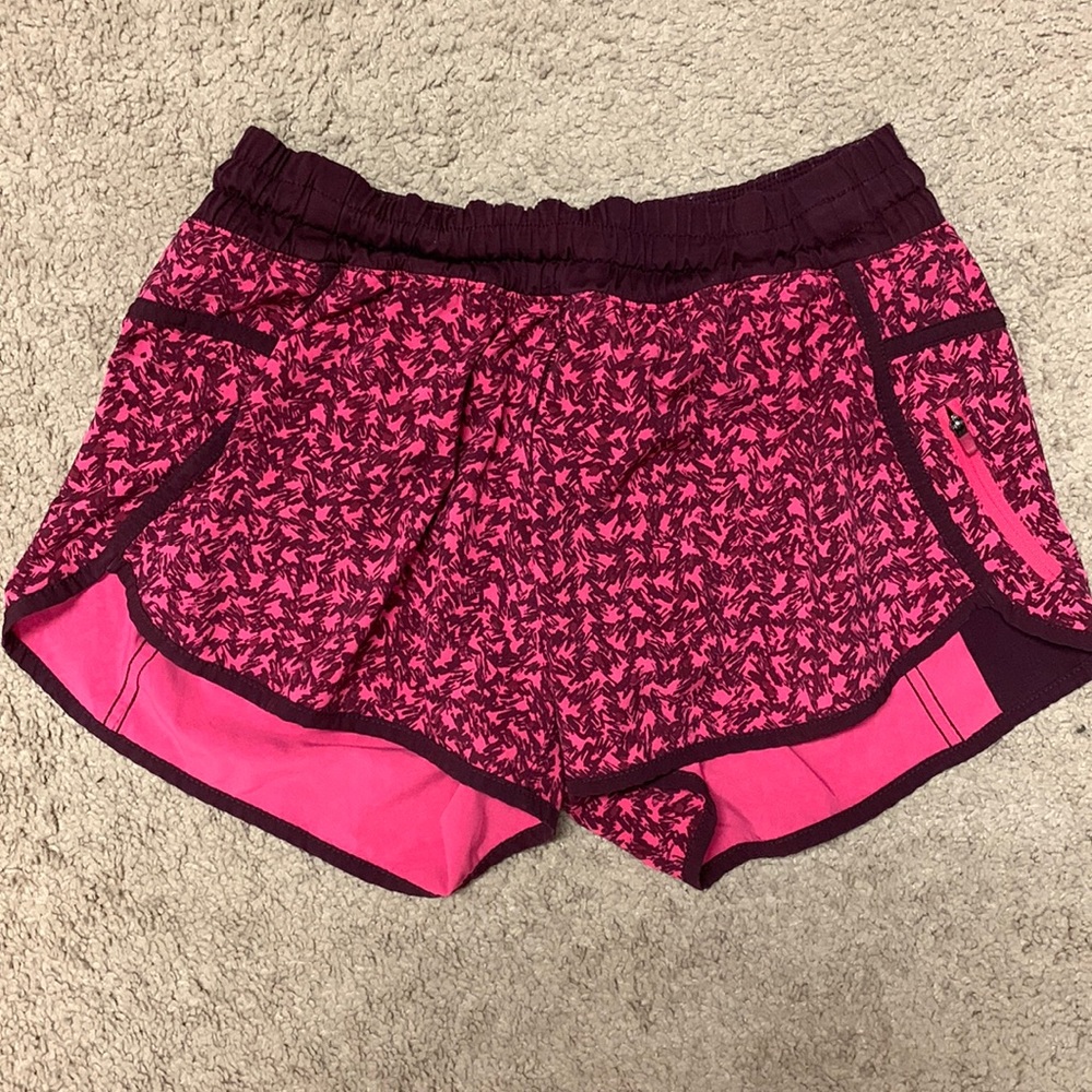 FLASH SALE Lululemon Shorts. 4”